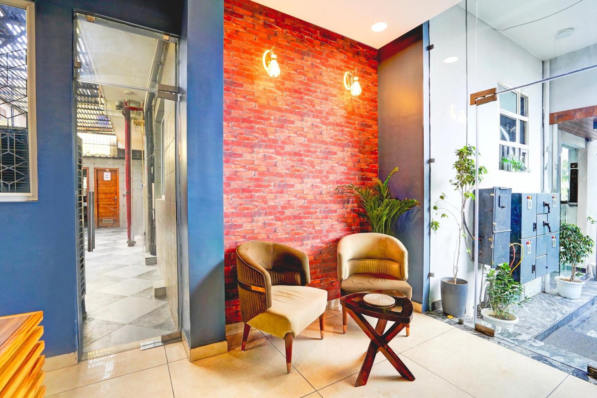 Grand Tej Plaza Near Igi Airport Delhi 4*