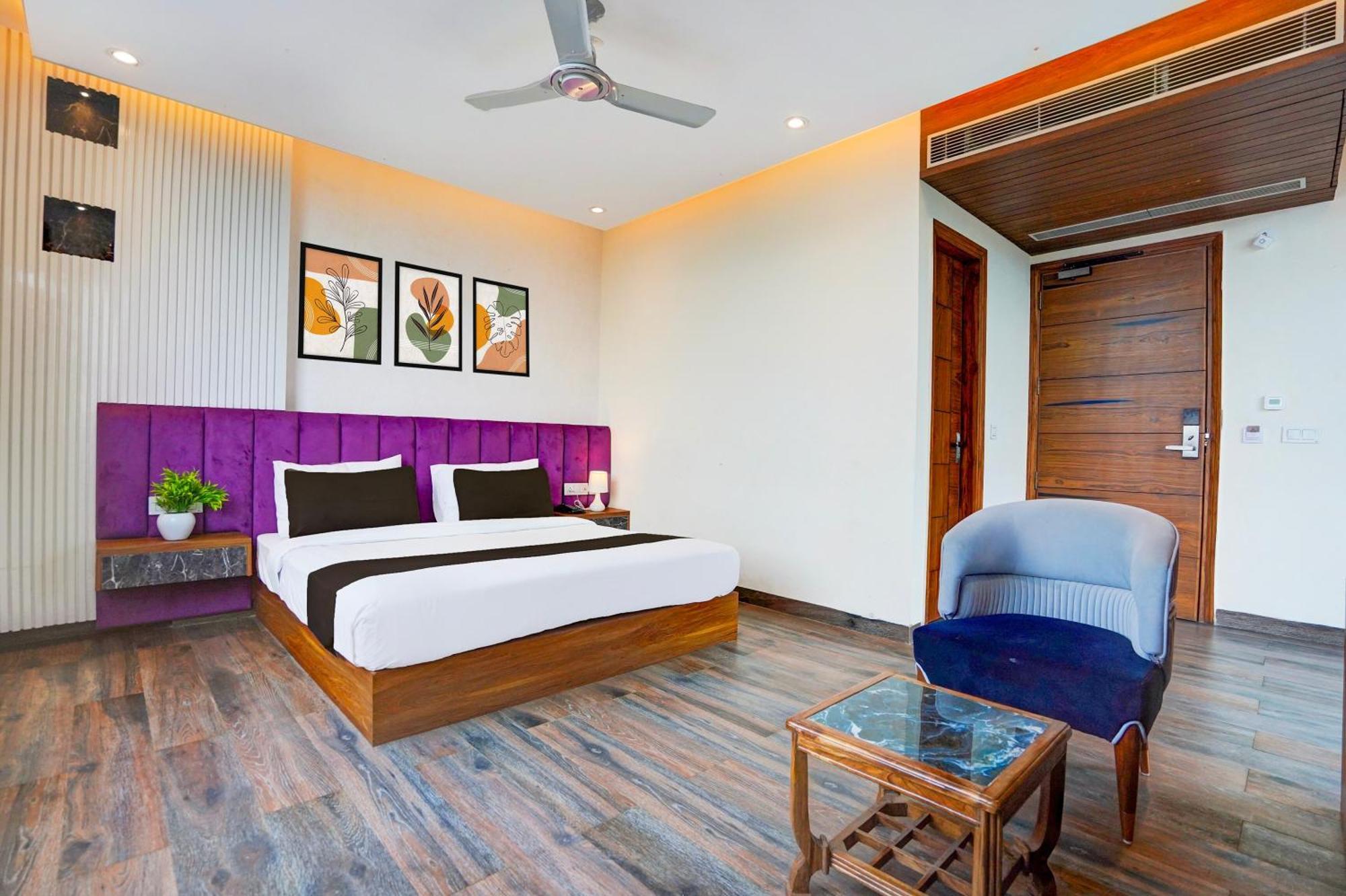 Grand Tej Plaza Near Igi Airport Delhi 4*
